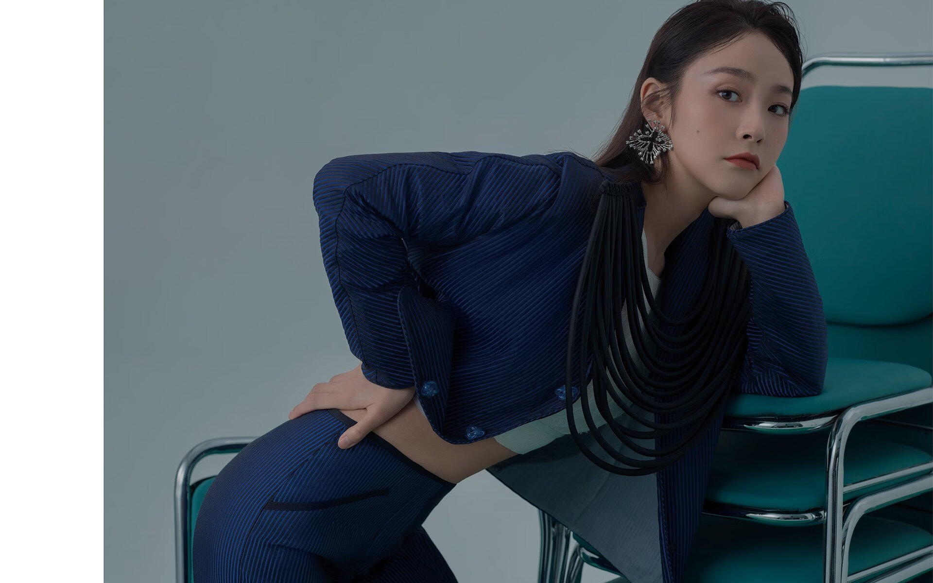摩洛哥强压下的德甲变局,奥亚尔萨瓦尔如何以接管者姿态重写争冠叙事