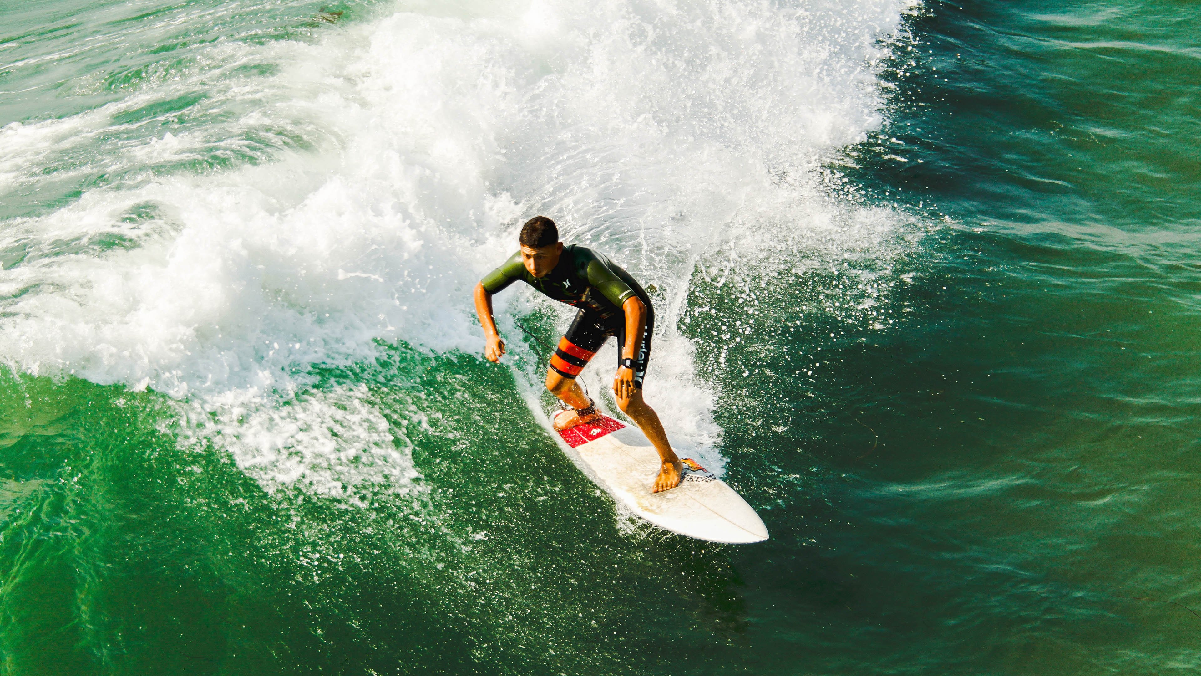 克瓦拉茨赫利亚的魔法时刻，那不勒斯险胜瑞士背后的战术与意志