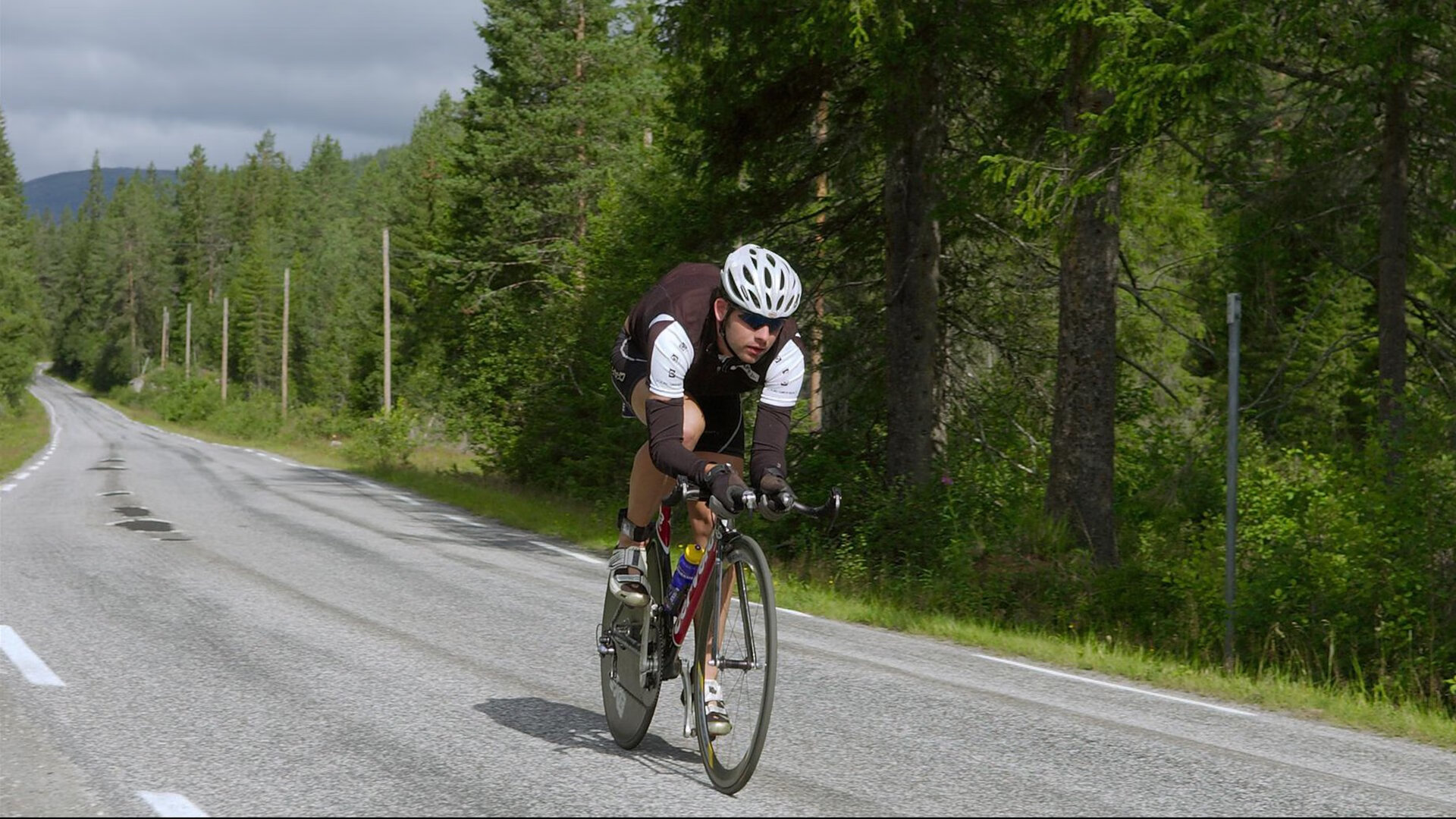 76人狂胜雄鹿背后,欧文如何成为扭转乾坤的关键先生
